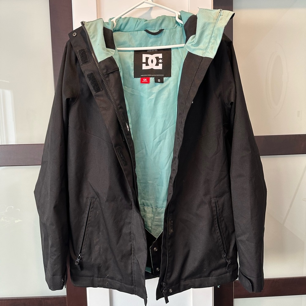 DC snowboarding jacket